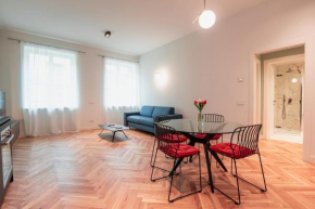 Roma Luxe Suite
